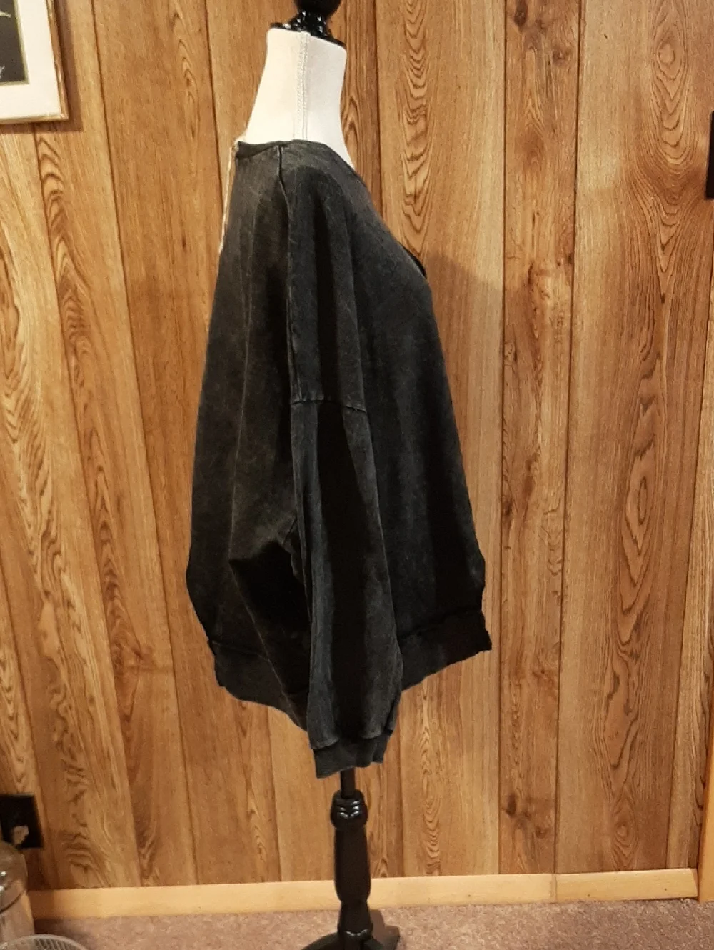 🥀🍋NWT BiBi Long-Sleeved Black Mineral-Wash Uneven Hem Sweatshirt (XL) 🥀 - Picture 5 of 8